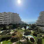 Benalbeach Apartment With Sea & Garden View