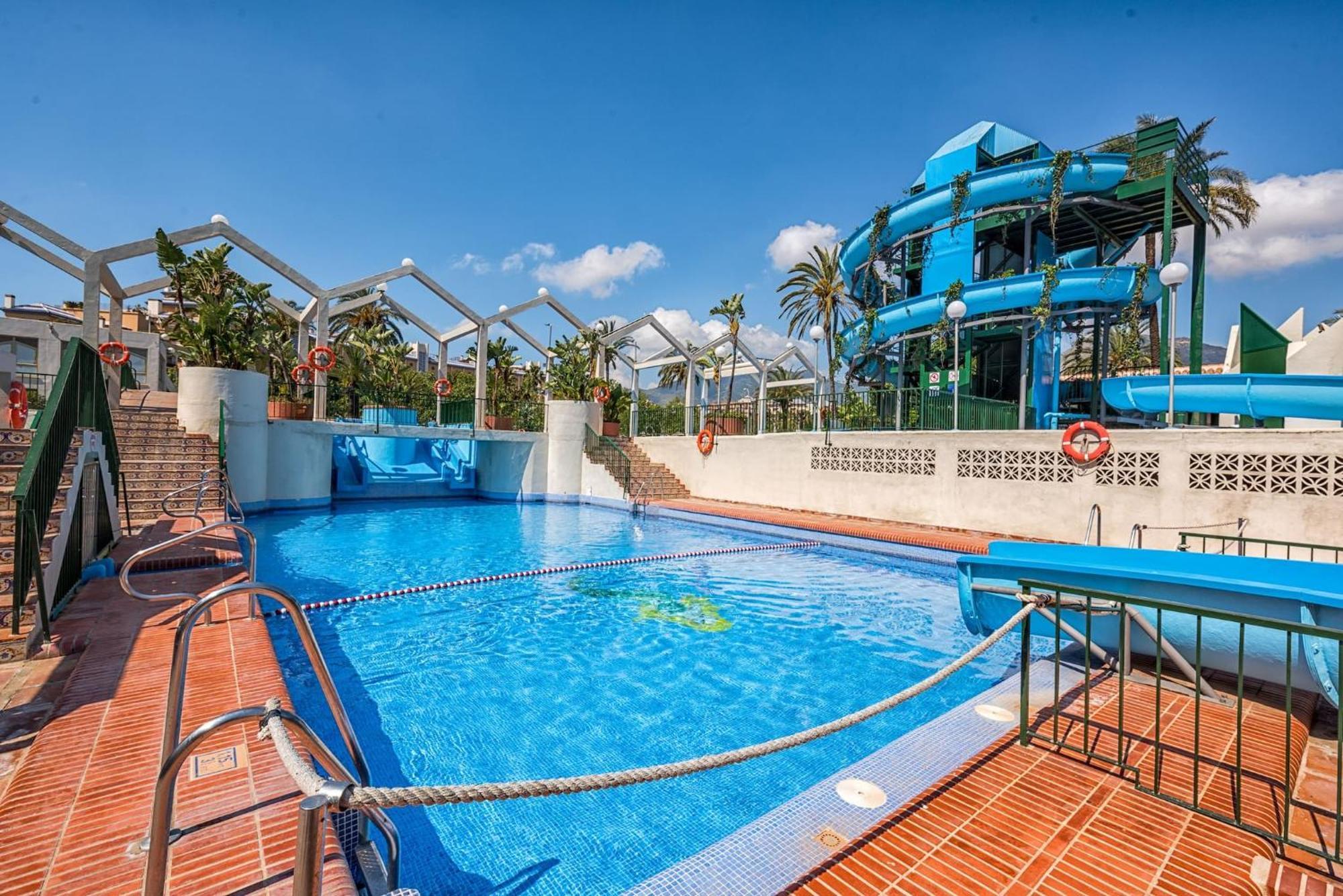 Benalbeach With Sea & Garden View Apartment *